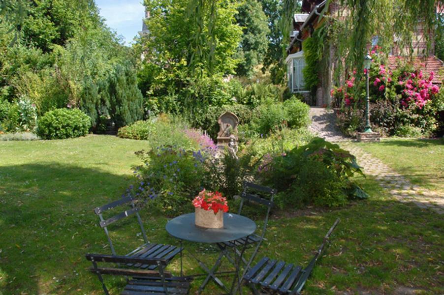 Bed and Breakfast Le Domaine des Prés du Hom à Bézu-Saint-Éloi Extérieur photo